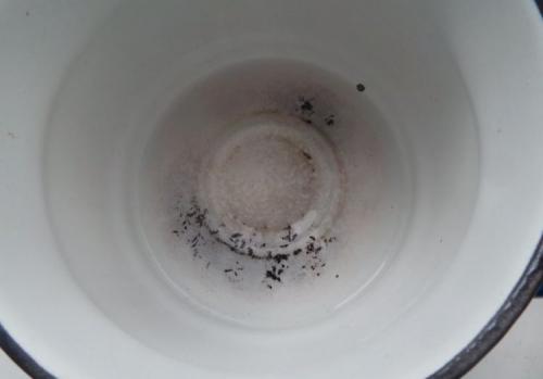 Как отмыть сильно пригоревшую кастрюлю. Как очистить пригоревшую кастрюлю: ТОП лучших способов, как очистить различные кастрюли своими руками (125 фото и видео)