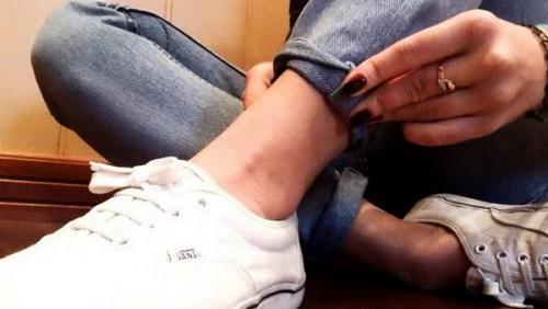 Как подвернуть джинсы модно женские. Как правильно подворачивать джинсы — модные советы