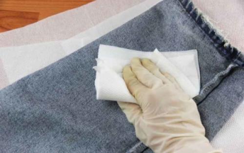 Как вывести слайм с одежды засохшую. Как очистить лизуна с одежды: другие способы 05