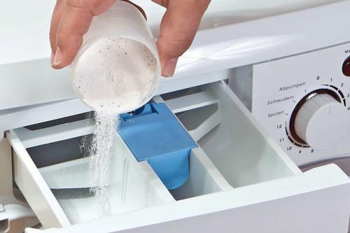 Чем вывести пятно от растительного масла с одежды в домашних. Устраняем свежее загрязнение 01