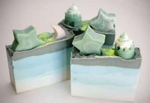 Где взять каустическую соду. Как прочистить засор в канализации каустической содой: инструкция по применению в быту?