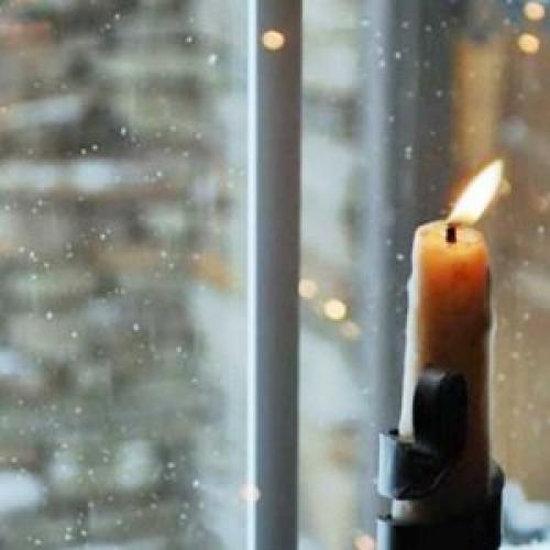 Чем отмыть пластиковые окна от желтизны и грязи. Чем отмыть пластиковые окна: желтые пятна, скотч, монтажную пену