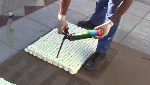 Как смыть монтажную пену с рук в домашних условиях. Отмываем монтажную пену с кожи рук в домашних условиях