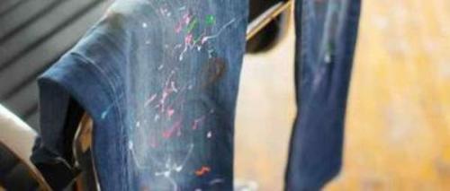 Чем вывести пятна от пота под мышками на цветных вещах. Как отстирать следы от пота и дезодоранта у подмышек на черной, белой и цветной одежде