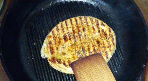 Гриль без масла. Можно ли жарить на сковороде-гриль без масла 03