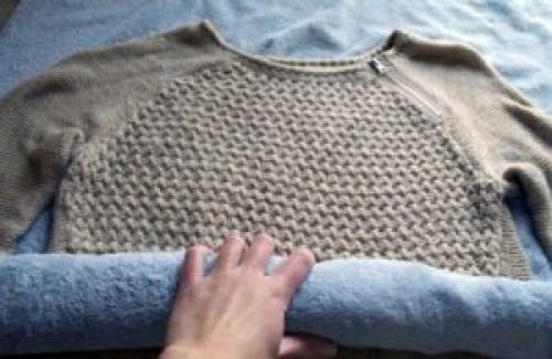 Как быстро высушить кофту