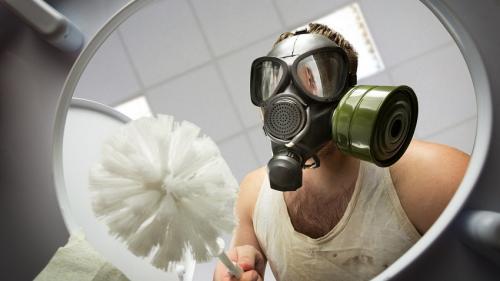 Почему воняет канализацией в туалете многоквартирного дома. Почему в туалете пахнет канализацией и что с этим делать?