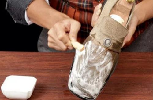 Как почистить замшевую обувь перекисью водорода. Как почистить замшу?