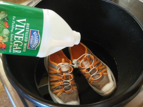 Как растянуть кроссовки в домашних условиях. Можно ли растянуть кроссовки по длине или по ширине