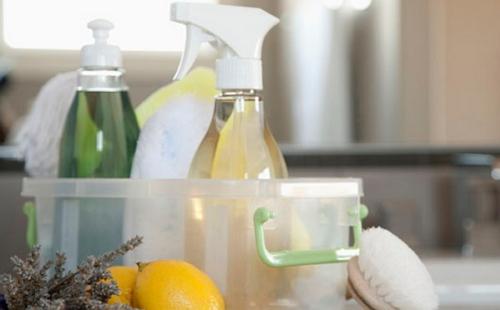 Как удалить ржавчину с цветной одежды. Ржавчина на белой одежде