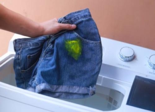 Чем отмыть слайм с одежды. Почему слайм трудно убрать с одежды? 08