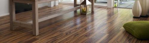 Чем натереть ламинат, чтобы блестел и не было царапин. Особенности ухода за ламинированными напольными покрытиями