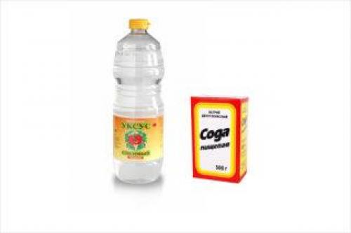 Как избежать появления пятен при удалении йода с дивана. Народные средства