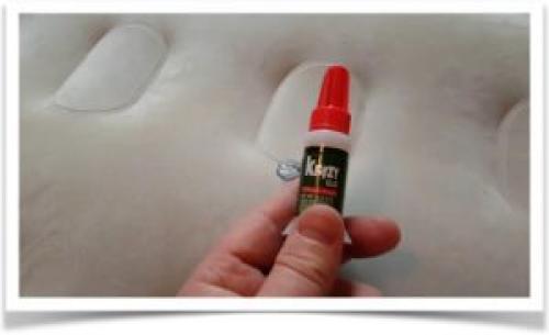 Починить матрас надувной. Клеим надувной матрас разными способами