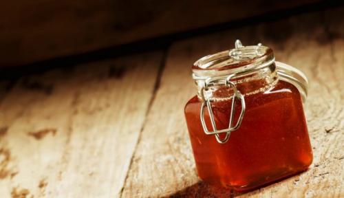 Сколько лет можно хранить мед в стеклянной банке при комнатной температуре. Сроки и правила хранения меда в домашних условиях