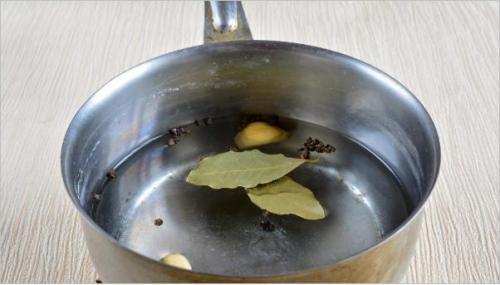 Как замариновать шампиньоны в домашних условиях вкусно и быстро для еды. Маринованные шампиньоны в домашних условиях — 7 очень вкусных рецептов быстрого приготовления