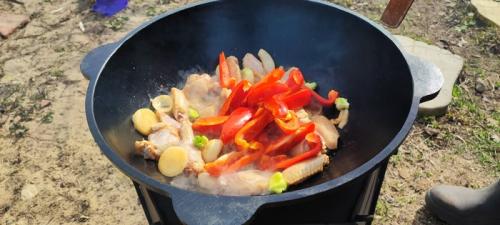 Как прокалить казан первый раз. Первый обжиг казана. История про то как прибавить себе вкусной надсады