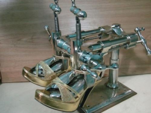 Растянуть обувь на размер в домашних условиях. Народные методы растяжки обуви в домашних условиях 08