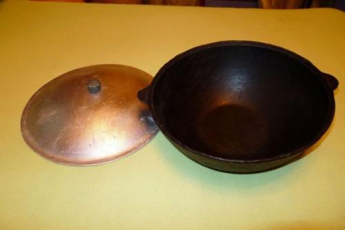 Как убрать ржавчину с казана из чугуна в домашних условиях. Как очистить казан из чугуна от ржавчины внутри