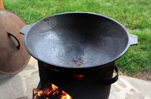 Почему ржавеет казан внутри после использования. Как правильно ухаживать за чугунным казаном, чтобы он не ржавел