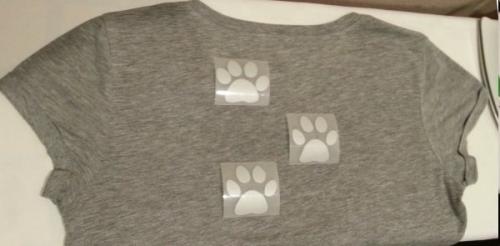 Термонаклейки на одежду своими руками. Как приклеить заплатку утюгом