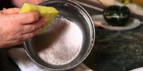 Как отмыть подгоревшую кастрюлю. Как очистить пригоревшую кастрюлю из нержавейки 11