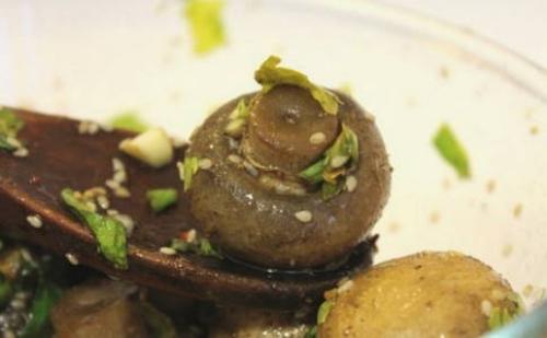 Шампиньоны соленые быстрого приготовления в домашних условиях. Как приготовить маринованные шампиньоны по-корейски дома?