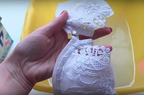 Как отстирать белый лифчик. Как стирать белый лифчик