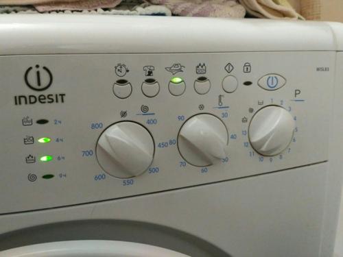 Выбивает автомат при работе стиральной машины. Стиральная машина выбивает пробки