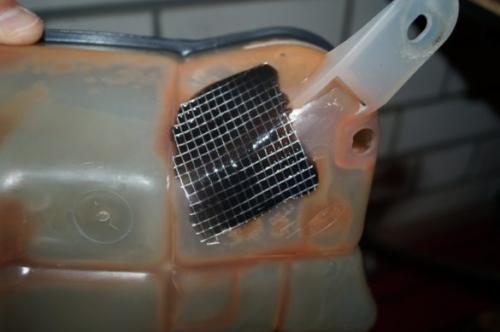 Как заделать дырку в расширительном бачке отопления. Устранение трещин