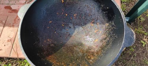 Ошибки при обжиге казана. Первый обжиг казана. История про то как прибавить себе вкусной надсады