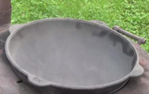 Прокаливание казана солью. Готовим казан