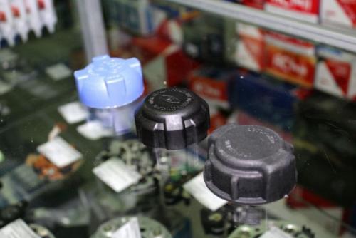 Крышка расширительного бачка не сбрасывает давление. Задачи крышки