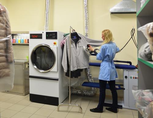 Как избежать неприятного запаха в шкафу с одеждой, если он находится в доме с сильным курением. Что делать, если одежда источает запах табака