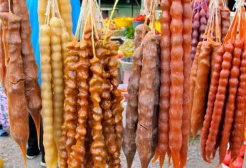 Как хранить чурчхелу в дороге. Какой срок хранения чурчхелы, как перевозить лакомство без холодильника?