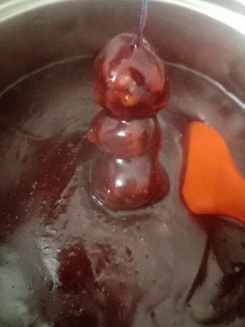 Как размягчить настоящую грузинскую чурчхелу. С грецким орехом из виноградного сока 24 Как размягчить настоящую грузинскую чурчхелу. С грецким орехом из виноградного сока 24