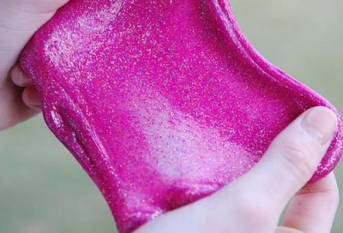 Как убрать лизуна с волос. Подручные средства