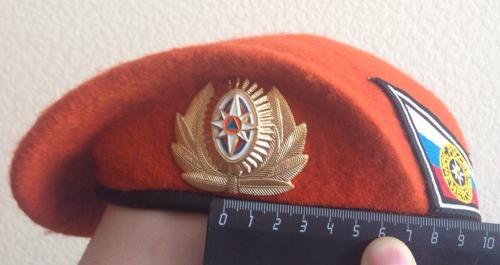 Как устранить неровности на берете после отбивки. Как правильно отбить берет: дома или на службе