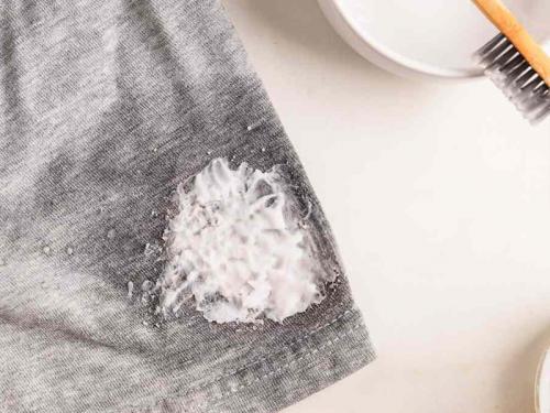 Потеряйте страх перед перманентным маркером: проверенные методы удаления с ткани 02