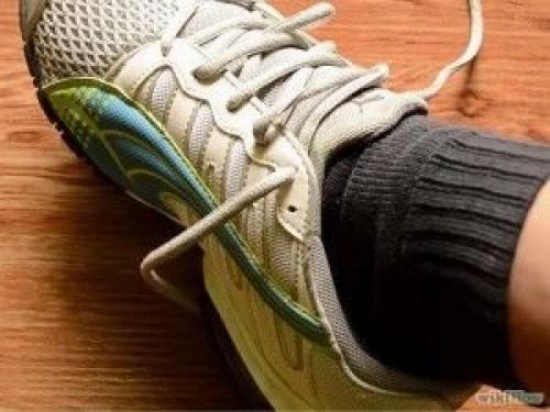 Что делать если кроссовки жмут в пальцах. Четыре доступных способа растянуть кроссовки