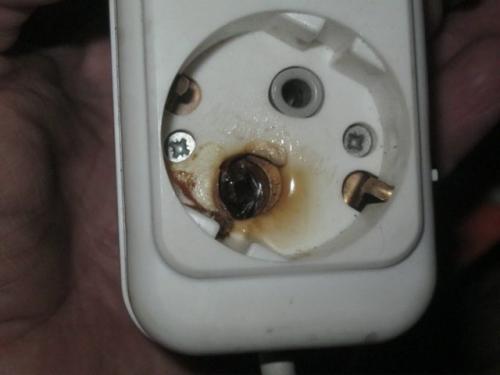 Стиральная машина bosch при включении выбивает автомат. Что делать, если при включении стиральной машины выбивает автомат