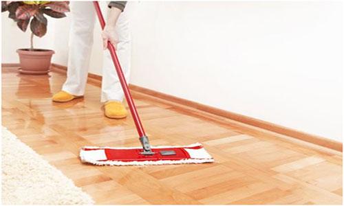 Как мыть паркет без разводов. Разновидности моющих средств для паркета