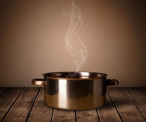 Как очистить кастрюлю от пригара, если она изготовлена из нержавеющей стали. 7 способов очистить посуду из нержавеющей стали