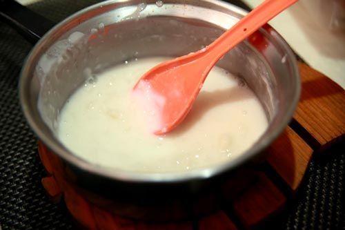 Какие ингредиенты нужны для создания клейстера для обоев из крахмала. Как сделать клейстер для поклейки обоев