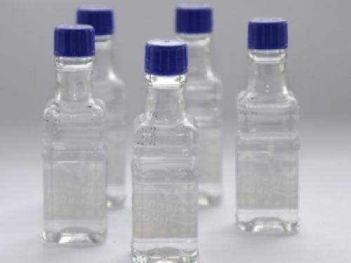 Как убрать засохший слайм с одежды. Как удалить слайм с одежды 02