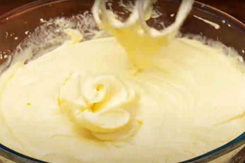 Как украсить торт ребенку на день рождения.  Детский торт «Пчелки»