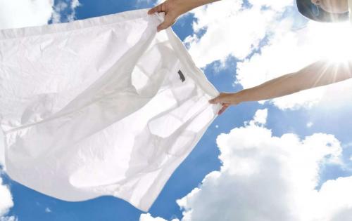 Отбелить рубашку лимонной кислотой. Как отбелить белую рубашку в домашних условиях