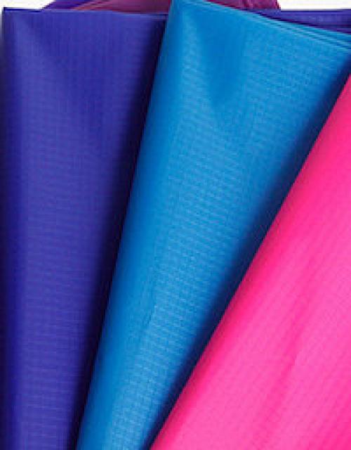 Термонаклейки на ткань. Как приклеить термонаклейку на плащевку и не прожечь ткань