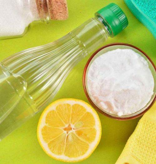 Пятно от вина посинело. Как удалить винные пятна разной давности