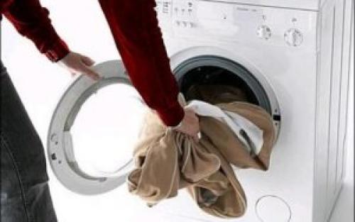 Как стирать замшевую одежду. Правила стирки искусственной замши